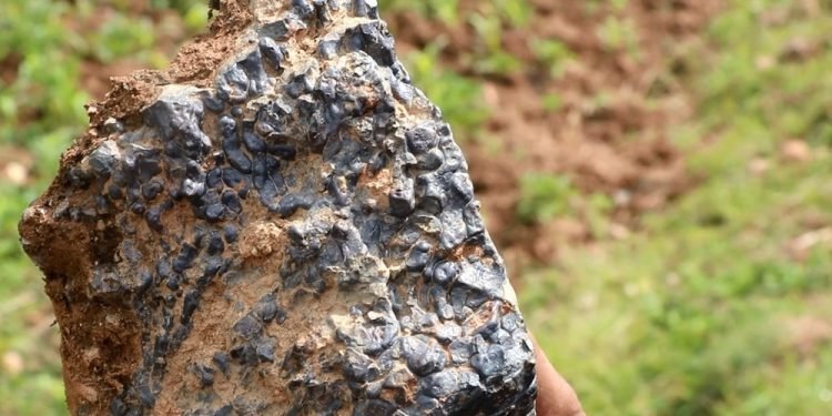 भोजपुरको ‘सेल्मे फलाम खानी’ सञ्चालनमा ल्याउन माग