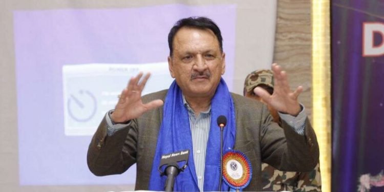 सरकारलाई जथाभावी खर्च गर्ने छुट छैन : डा.महत