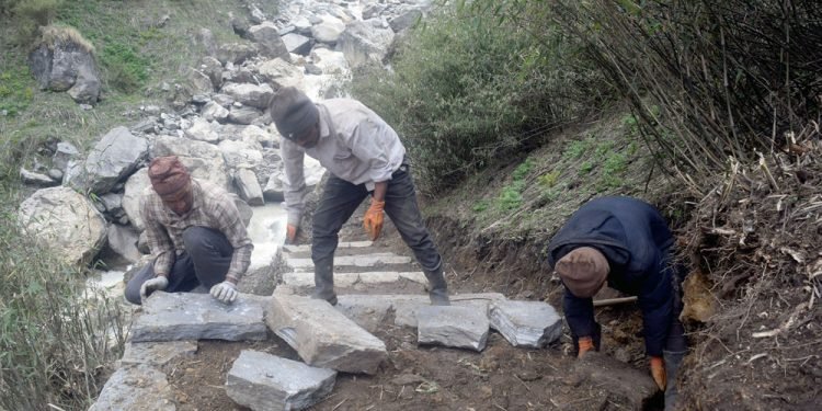 म्याग्दीका पर्यटकीयस्थल जोड्न ९ किलोमिटर पदमार्ग निर्माण