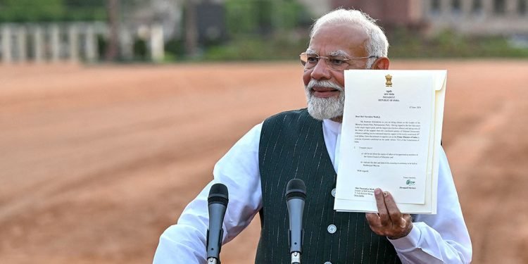 भारतको प्रधानमन्त्रीमा नरेन्द्र मोदी नियुक्त