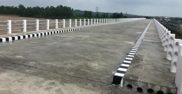 आठ वर्षपछि दोदा पुल बन्दै