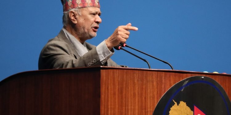 प्रधानमन्त्रीको भारत भ्रमणबारे एमालेले संसद्मा उठायो प्रश्न