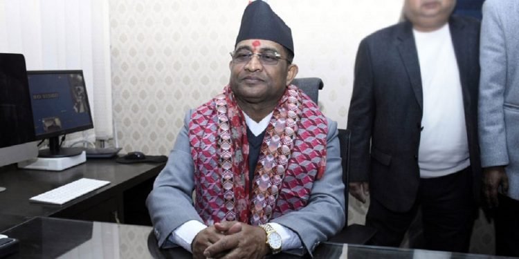 कार्यवाहक प्रधानमन्त्रीकाे जिम्मेवारी रघुवीर महासेठलाई