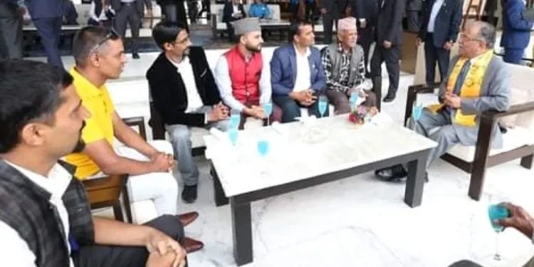सराङकोटको विकासमा सघाउने प्रधानमन्त्रीको प्रतिबद्धता