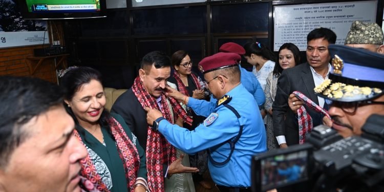 गृहसचिव र आईजीपीको टोली यूएनकप्स समिटमा सहभागी हुन अमेरिका प्रस्थान