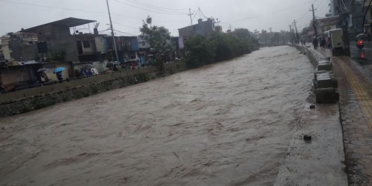 विष्णुमती नदीको जलसतह खतराको तहभन्दा माथि