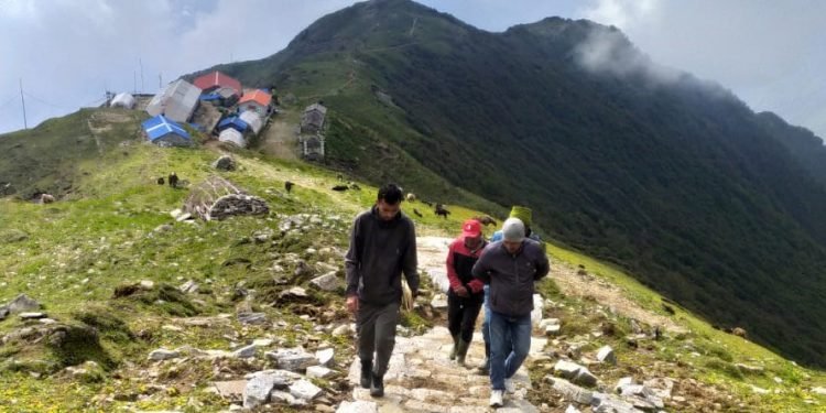 पर्यटन प्रवर्द्धन गर्न पदमार्ग निर्माण