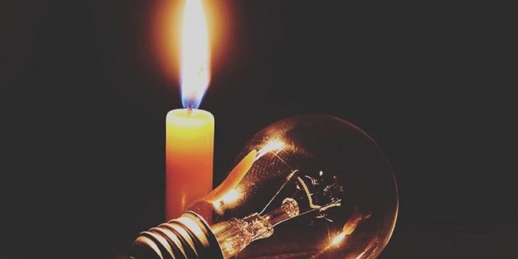 लाइन जोडियो, झन् अँध्यारो भयो