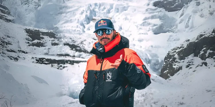 यौन दुर्व्यवहारको आरोप पछि पर्वतारोही निर्मल पूर्जालाई नेपालमा प्रतिबन्ध लगाउन माग