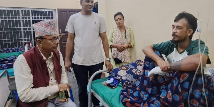 जीवन बचाउने थलो बन्दै चारआलीको सर्पदंश उपचार केन्द्र