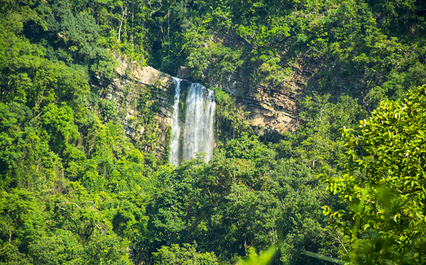 ओझेलमा छाङ्गा बाराही झरना