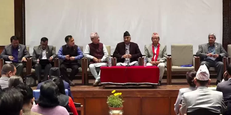 प्रधानमन्त्री प्रचण्डलाई विश्वासको मत नदिन कांग्रेसले लगायो ह्विप