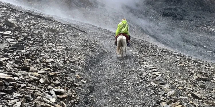 तिलिचो ताल जोड्ने पदमार्ग निर्माण