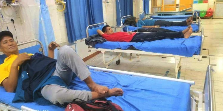 जंगलको च्याउ खाँदा एकै परिवारका आठ जना अस्पताल भर्ना