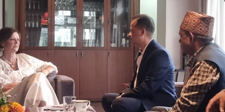 सिड्नीबाट बेपत्ता सुभाषको खोजीका लागि नगर प्रमुख खरेल दूतावासमा