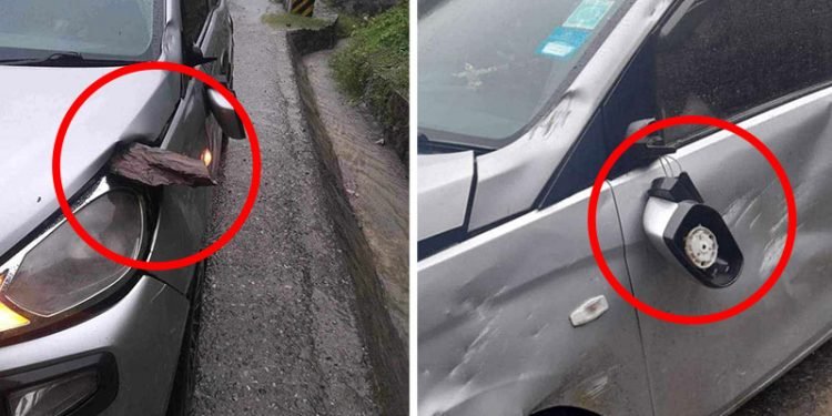 मुग्लिन–नारायणगढ सडकखण्डमा गुडिरहेको कारमाथि ढुङ्गा खस्यो