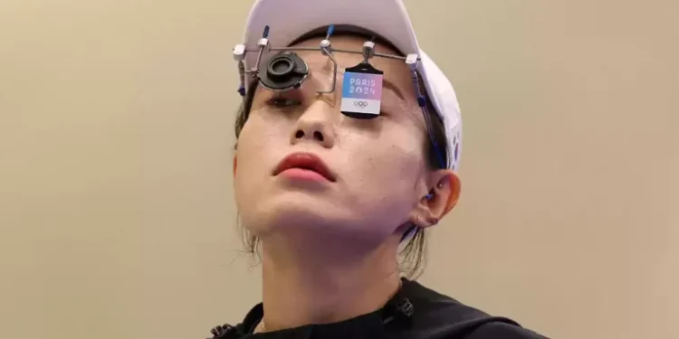 दक्षिण कोरियाली सार्पसुटर किम किन खास रहिन्