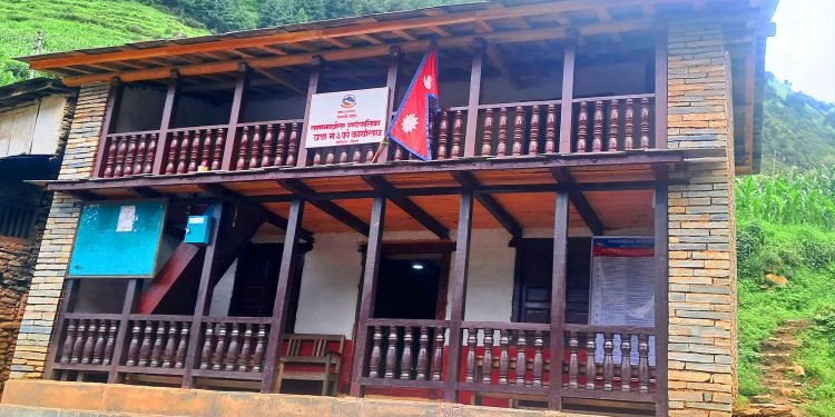 दश लाख खर्चेर पञ्चायत घर जीर्णोद्धार