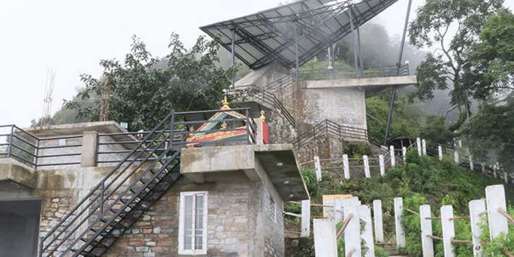 भौतिक संरचनाले कुरूप बन्दै पर्यटकीयस्थल मझुवागढी