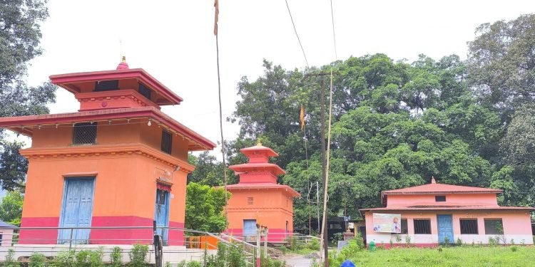 मर्मतसम्भारको अभावमा जीर्ण बन्दै औलिया मठ