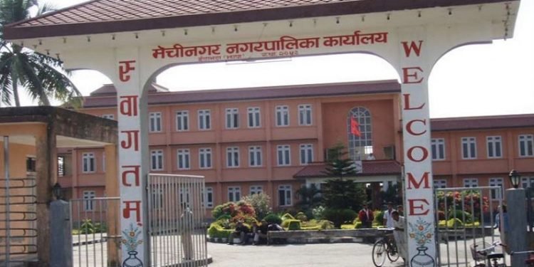 मेचीनगरमा स्वास्थ्य कार्यक्रम सञ्चालन गर्न त्रिपक्षीय सम्झौता