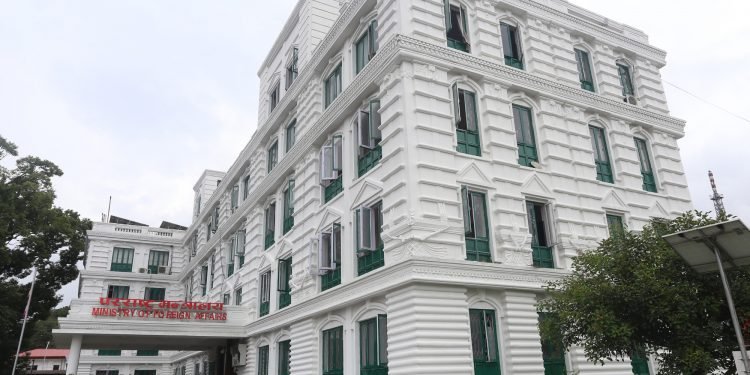 अख्तियारमा उजुरी परेपछि लिस्बनको बाणिज्यदूत कार्यालय बन्द