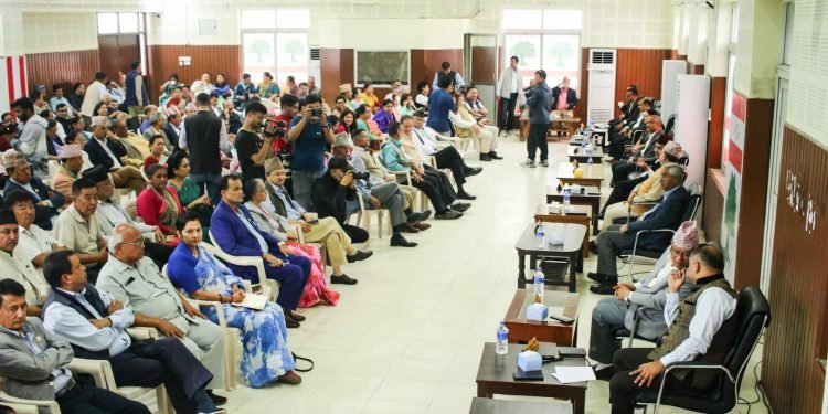 कांग्रेस बैठकः ११ बुँदे प्रस्तावमाथि छलफल जारी‚ आज बिहान ११ बजे बस्ने