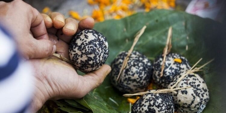 आजदेखि सोह्र श्राद्ध सुरु, पितृऋणबाट मुक्ति पाउने विश्वास
