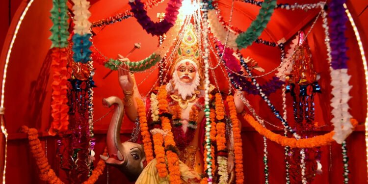 आज वास्तु दिवस एवं विश्वकर्मा पूजा