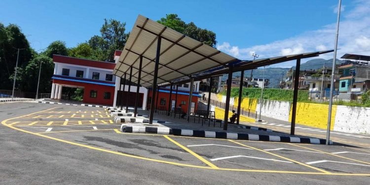 बसपार्क सञ्चालनमा ढिलाइ, ट्राफिक व्यवस्थापनमा समस्या