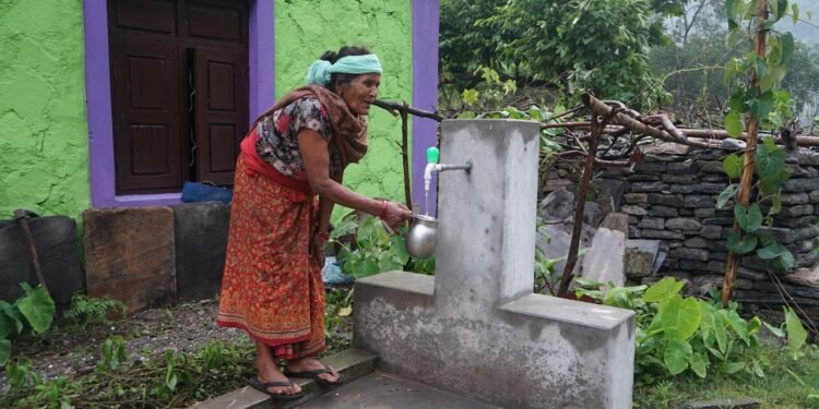 हीरापाटाका एक सय ५० घरमा धारा जडान