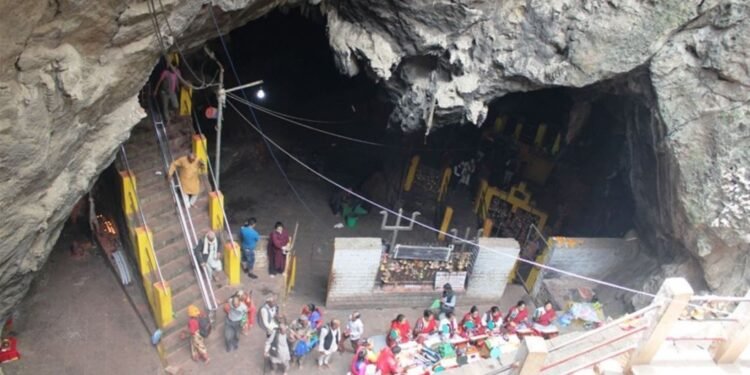 आठ करोड खर्चेर हलेसीको प्रवेशद्वार ढलान