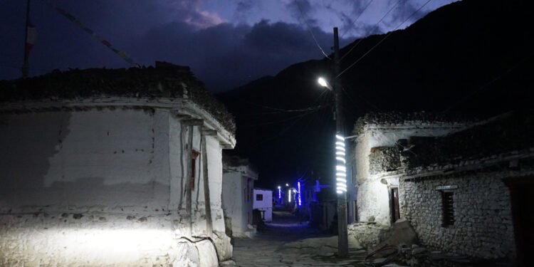 मुस्ताङको घरपझोङ गाउँपालिकाद्वारा ‘उज्यालो घरपझोङ’ अभियान सञ्चालन