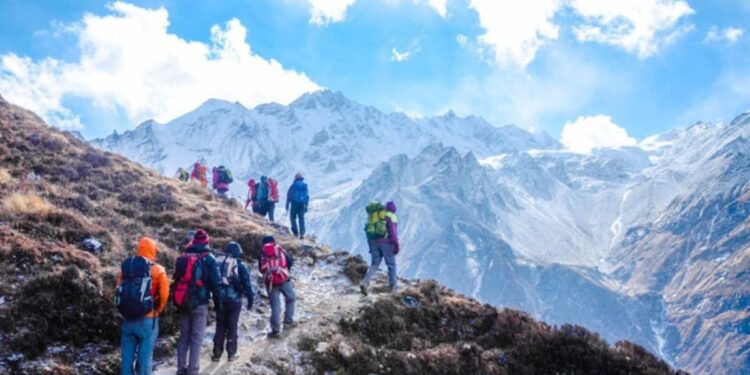 रसुवाको हिमाली क्षेत्रमा पर्यटक लोभिदै