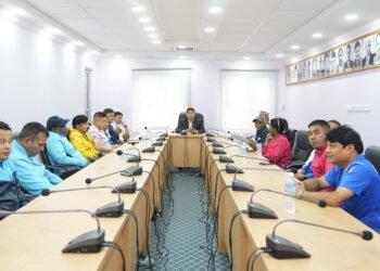 विभिन्न खेलका प्रशिक्षकहरुसँग सदस्य सचिवको छलफल