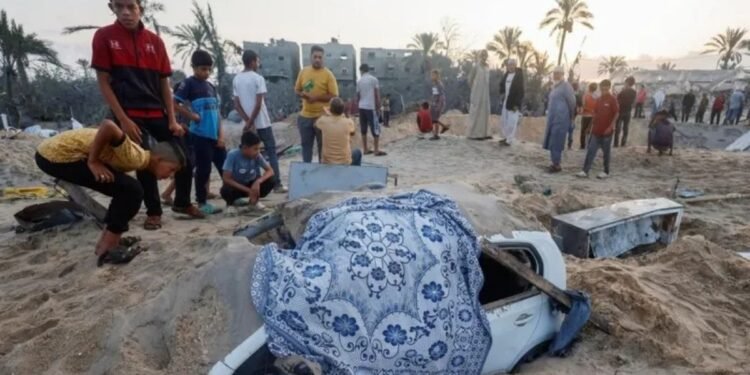 विद्यालयमा इजरायलको आक्रमण : राष्ट्र संघका कर्मचारीसहित १८ जनाको मृत्यु