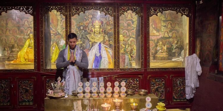 अमेरिकाका सार्वजनिक मामिला प्रमुख माइक हार्करले गरे माथिल्लो मुस्ताङको भ्रमण