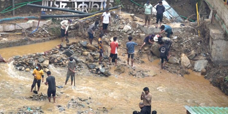 क्षतिग्रस्त दक्षिणकाली मन्दिरलाई पुरानै अवस्थामा फर्काउन सरसफाइ गरियो