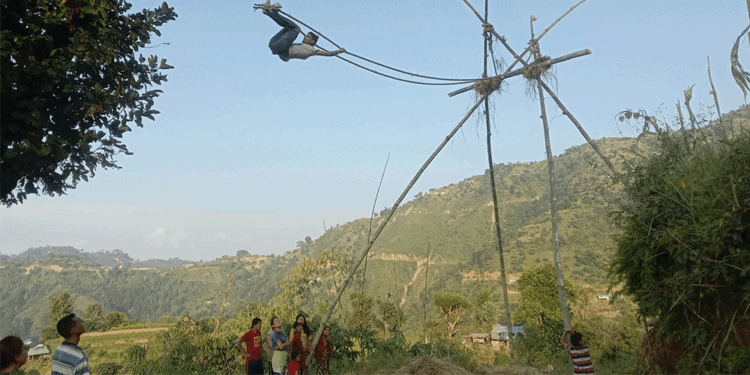 दसैँमा गाउँ नै रमाइलो