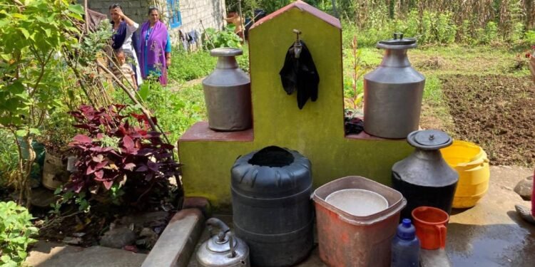 धारा बने, पानी आएन