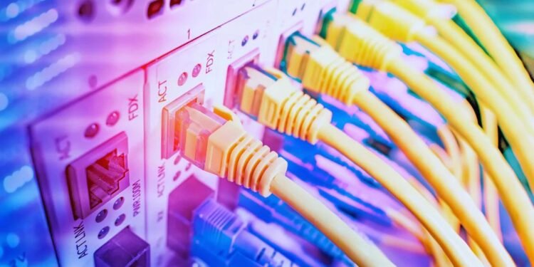 टेलिफोन र इन्टरनेट सेवा प्रदायकको करिब ३० करोडको क्षति