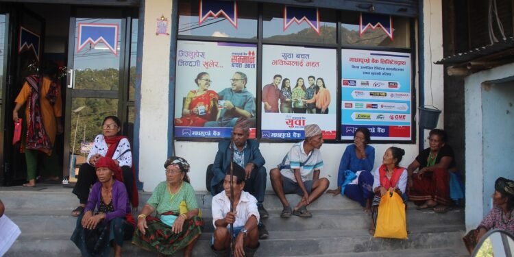 इच्छाकामनाका वृद्धवृद्धालाई भत्ता लिन सास्ती