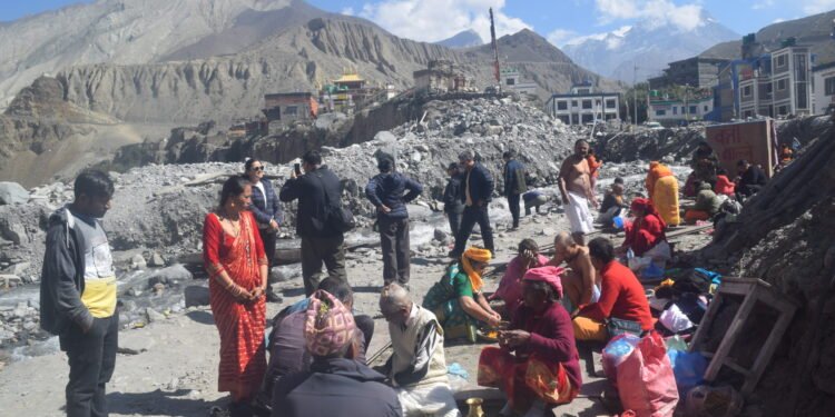 पवित्र तीर्थस्थल कागबेनीमा पितृतर्पण गर्नेको घुइँचो