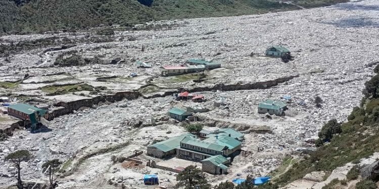 बाढीपहिरोमा परी काभ्रेमा ७७ जनाले ज्यान गुमाए