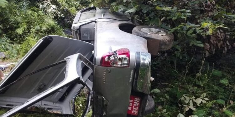 लमजुङ जाँदै गरेको हाइलक्स दुर्घटना, एकको मृत्यु