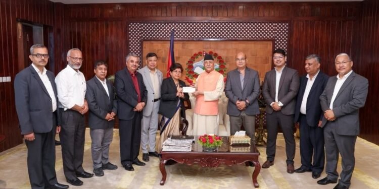 प्रधानमन्त्री दैवी प्रकोप राहत कोषमा साल्ट ट्रेडिङ कर्पोरेसन लिमिटेडद्वारा रु ६० लाख हस्तान्तरण