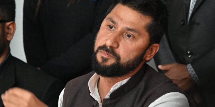 आफूविरुद्ध पक्राउ पुर्जी जारी भएपछि रास्वपा सभापतिले भने- सरकार मर्‍यो, हामीलाई जुठो पर्‍यो