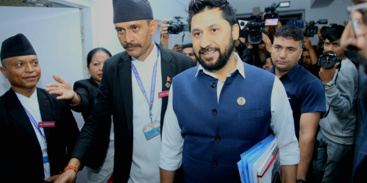 रवि लामिछानेलाई आज अदालतमा पेश गरिदै