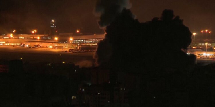 हिजबुल्लाहलाई समर्थन गर्ने बैंक र वित्तीय संस्थालाई लक्षित गरि इजरायली सेनाको आक्रमण