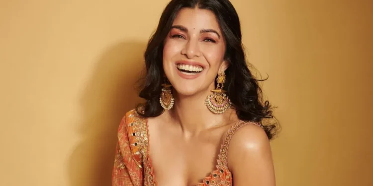 अभिषेक बच्चनसँग प्रेम चर्चाबारे निम्रतले खोलिन मुख